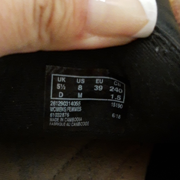 Clarks- Leather black shoes - Picture 7 of 8